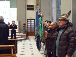 Labari rischierati nella chiesa  della Sacra Famiglia Piazza Menconi